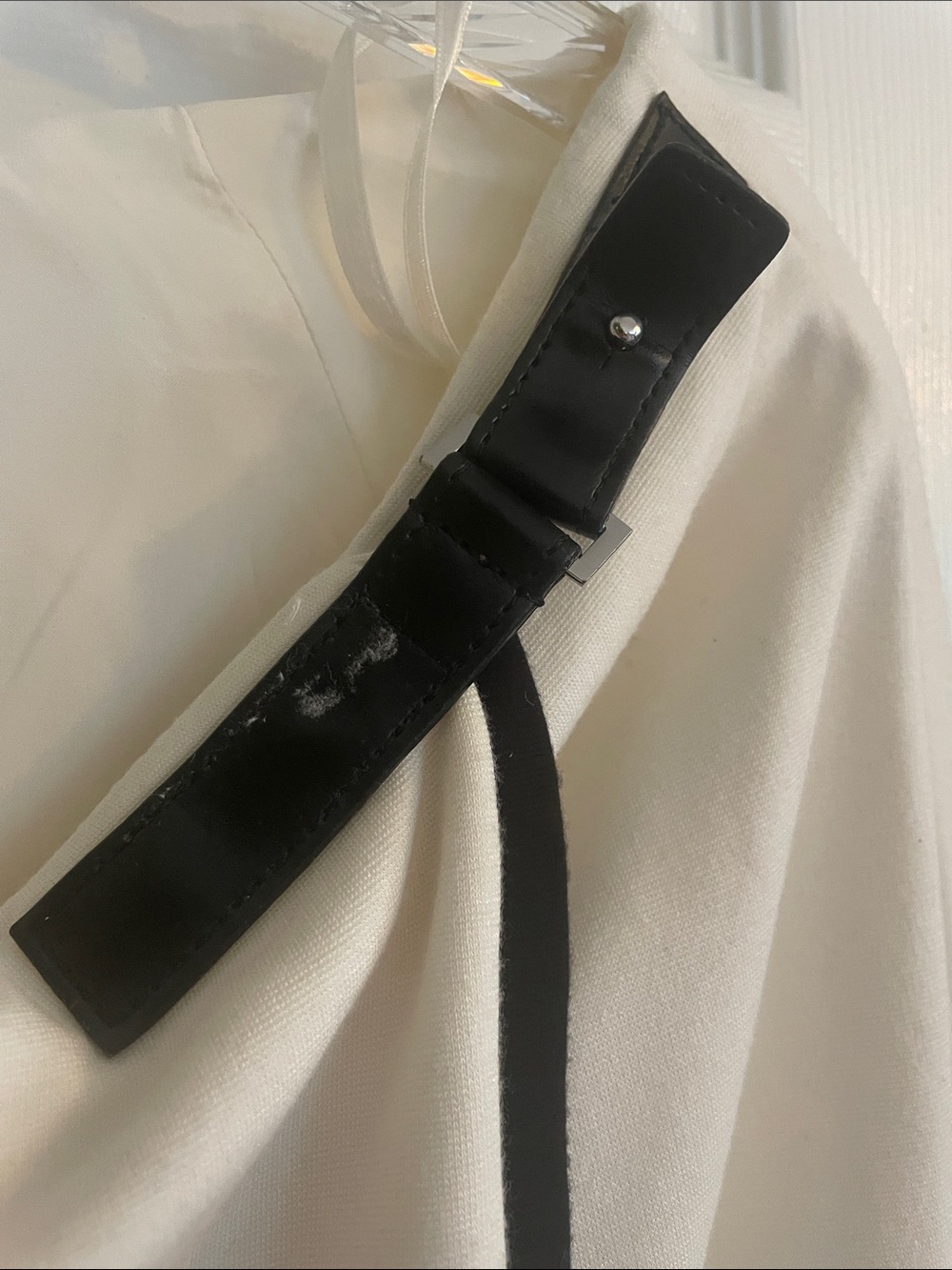 Ralph Lauren White Wrap Skirt with Black Buckle Trim - Picture 3 of 3